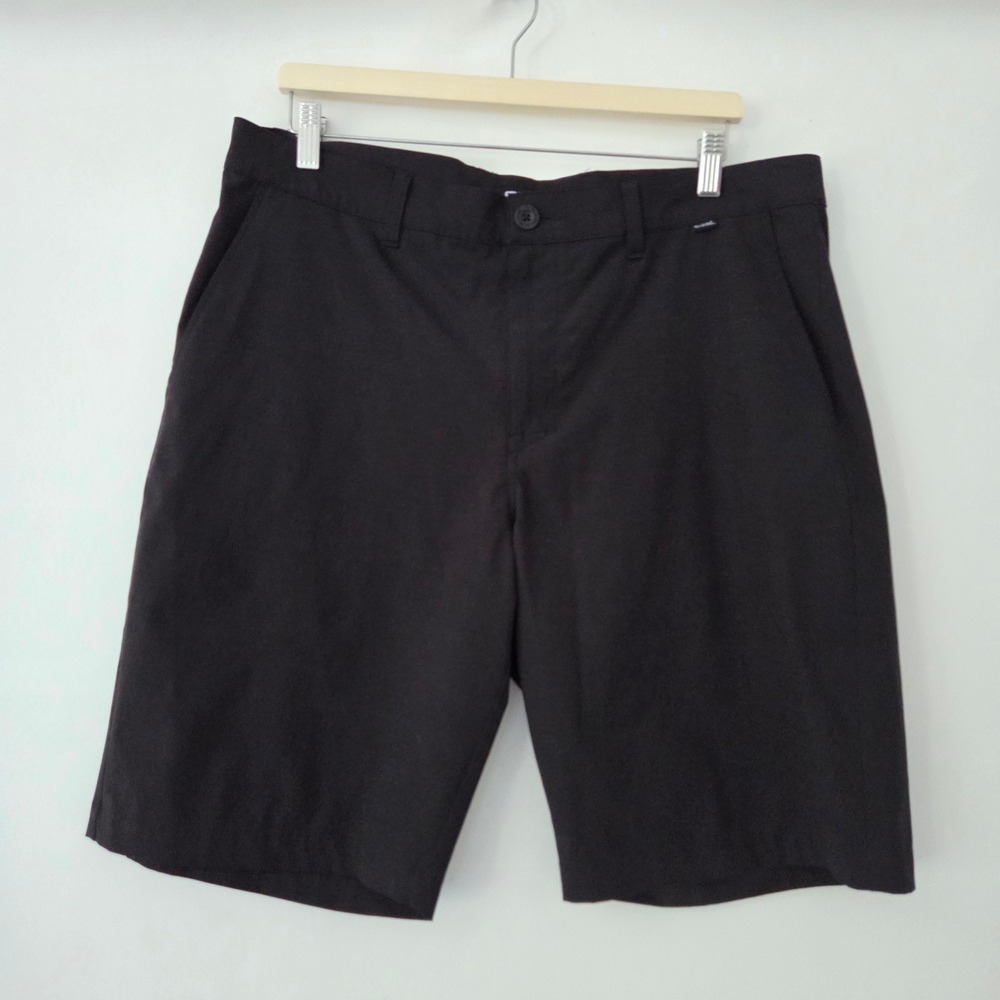 Travis Mathew Beck Golf Shorts Charcoal Grey Stretch Performance Mens 36